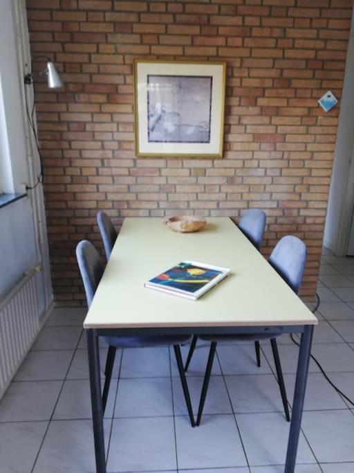 Cottage Egmond-Binnen Met Besloten Tuin Exterior photo